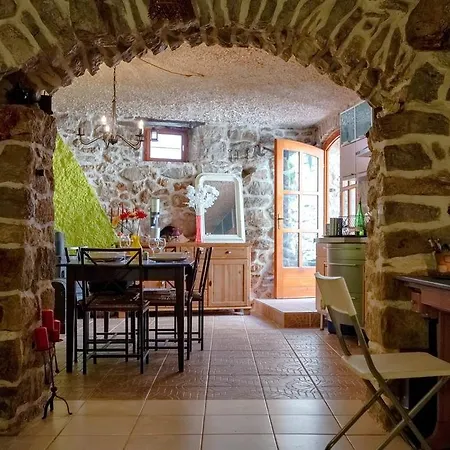 Holiday Pitve Jelsa (Hvar)